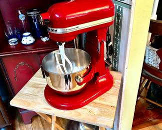 Kitchen Aid stand mixer