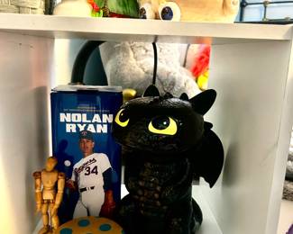 Toothless penny bank