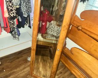 WALL-MOUNTED JEWELRY CABINET!