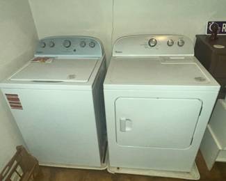 EXCELLENT WHIRLPOOL WASHER / DRYER