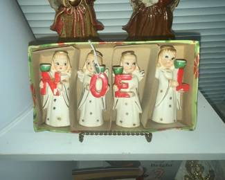 VINTAGE JAPAN COMMODORE CAROLING ANGELS IN BOX