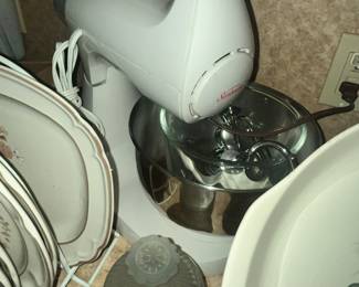 NICE SUNBEAM MIXMASTER STAND MIXER