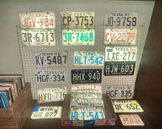VINTAGE TEXAS LICENSE PLATES!