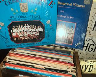 SOME GREAT VINYL ALBUMS - SOME FROM VICTORIA!