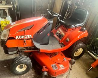48" CUT KUBOTA RIDING MOWER