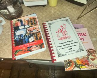VICTRORIA CZECH COOKBOOK