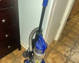 BISSELL CANISTER VAC