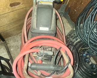 AIR COMPRESSOR