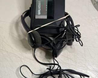Sony Walkman FM/AM Cassette Player with Headphones