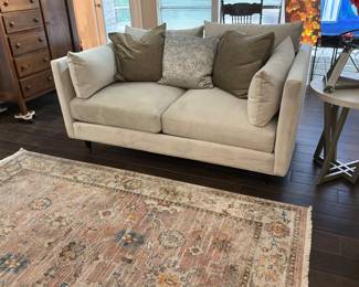 Pier condo Sofa (loveseat)