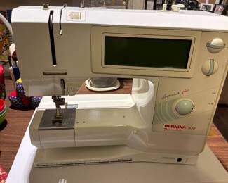 Bernena 1630 inspiration plus electronic sewing machine with digital display screen