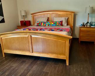 Tuscany maple Wood king size bed