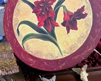 Round Christmas box used for giftgiving or decoration