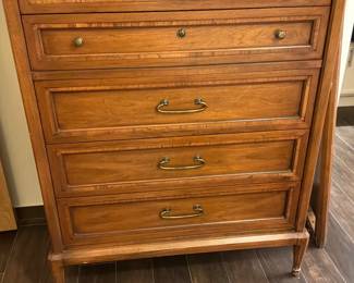 Matching chest drawers with full size Bed, Dresser and 1 nightstand
