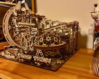 Wood trick galaxy marble run, a 678 piece electronic motorized 3-D wooden puzzle