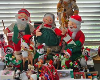 Annalee Dolls