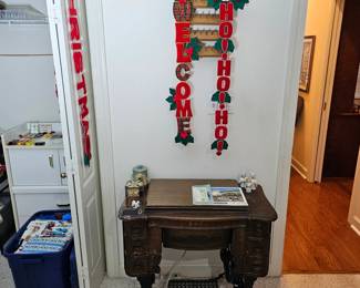 Sewing Machine Table