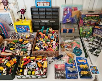 Toys, Puzzles, and Collectibles