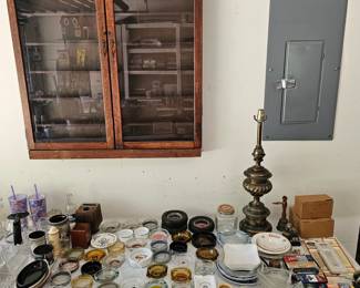 Garage ~ Tons of Collectible Ashtrays