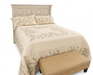 Cream floral quilted queen bed with decorative headboard
Price: $525.00
Condition: Good
Queen-size bed presentation in a light cream finish with a geometric/paneled decorative headboard, floral quilted bedding, two matching pillows/shams. New mattress included.