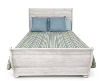 Whitewashed paneled wood bed frame queen
Price: $450.00
Condition: Good
Whitewashed Queen wood bed with a curved paneled footboard, tall paneled headboard, rounded post details, and a distressed coastal look. The striped comforter and shams , mattress will come with it , mattress is new.