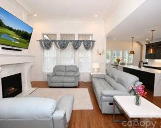 3 Set Blue Couch Set
Price: $1200.00
Condition: Good
3 Set living-room seating set with padded backs/arms and a contemporary rounded profile. The set appears clean and contemporary, likely faux leather or leather upholstery.