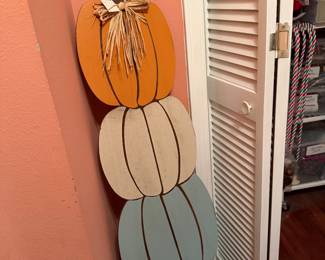 Pumpkin Decor, other fall decorations not uncovered yet