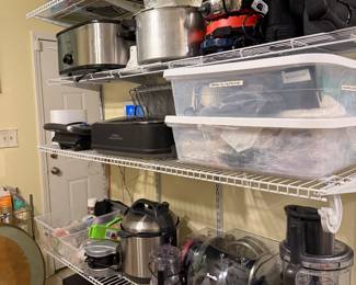 Multiple Kitchen Appliances, all nice and clean