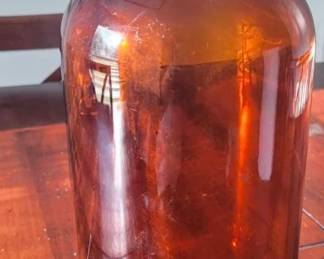 Upjohn glass gas bottle