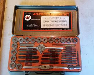 40 PC Tap&Die Set