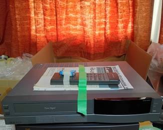 Mitsubishi VCR