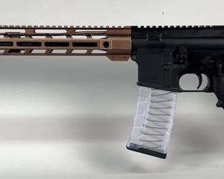 Spike's Tactical ST15 5.56 Nato Rifle SN# SNL003748, Adjustable Stock