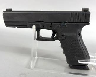 Austria Glock 21 Gen 4 .45 Auto Pistol SN# BHUN086, 2 Total Mags, Backstraps, Speed Loader, Paperwork, In Original Hard Case