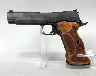 Sig Sauer P210 9mm x 19 Pistol SN# 59B002634, Fiber Optic Sight, 2 Total Mags, Manual, In Original Hard Case