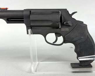 Taurus Armas/ Taurus Int'l The Judge .45 Colt/.410 ga 5-Shot Revolver SN# AEE362377, Fiber Optic Front Sight