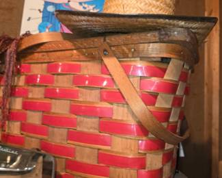 Picnic baskets 