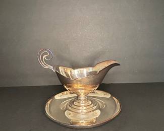 Vintage Silver-Plated Gravy Boat with Integrated Stand