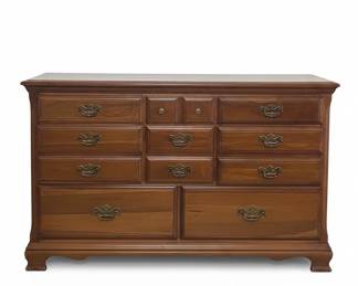 Ethan Allen "Classic Manor" Nine Drawer Dresser
