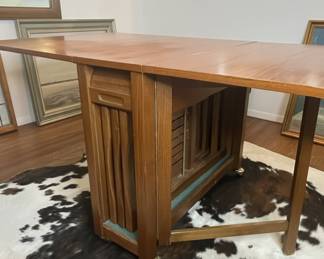 Vintage Gateleg Drop Leaf Dining Table with Folding Chairs