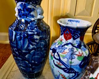 44.5 cm Japanese Meiji 19th 20th Century Arita Ribbed Porcelain Bird Dragon Vase
