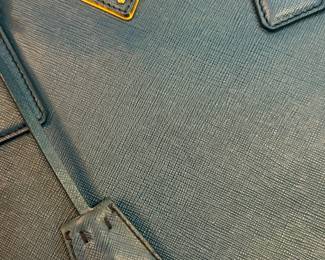 PRADA…excellent