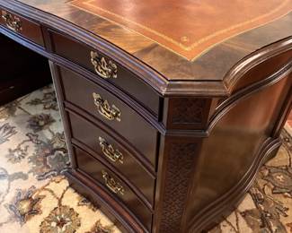 closer image of desk