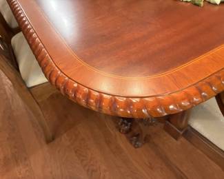 rounded edges on dining room table