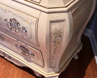 closer view of TV stand/small dresser