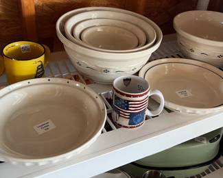 Longaberger mixing bowl set and pie plates