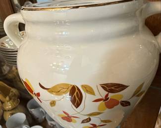 Hall Autumn Leaf Jewel Tea 35 Piece Dinnerware Set