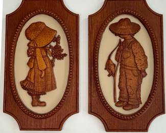 Holly Hobbie & Robbie Hobbie 1972/1976 Wall Plaques Pair