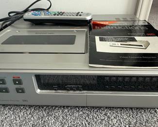Panasonic Omnivision PV-1220 VHS VCR