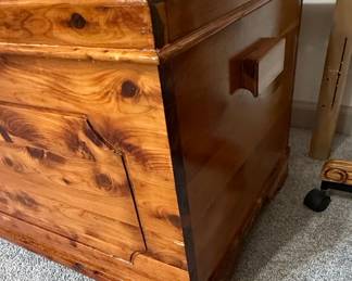 Murphy Style Cedar Hope Chest