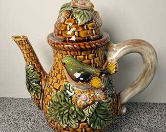 Majolica Style Basket Weave Bird Teapot